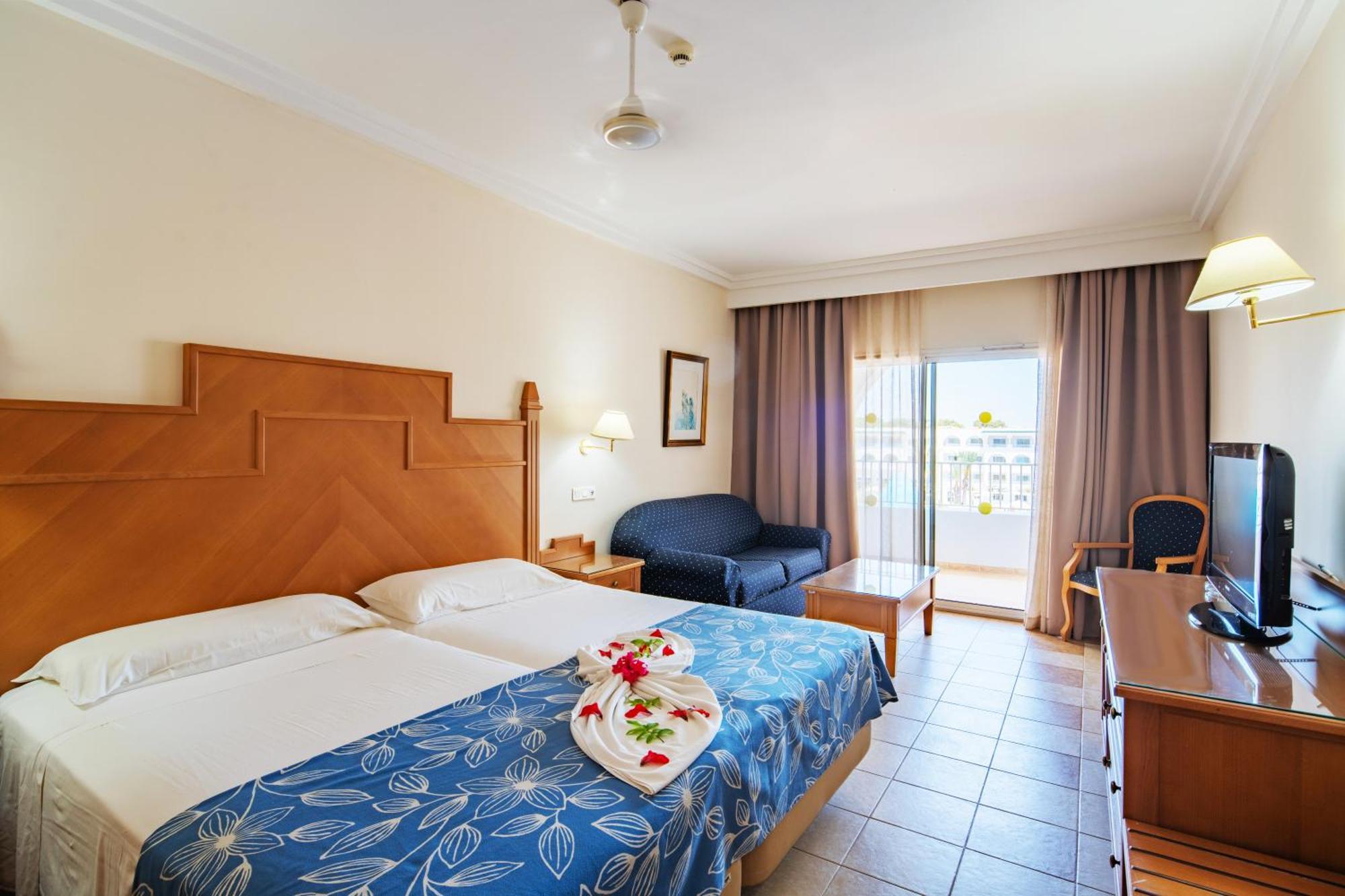Concorde Marco Polo Hotel Al-Hammamat Bagian luar foto