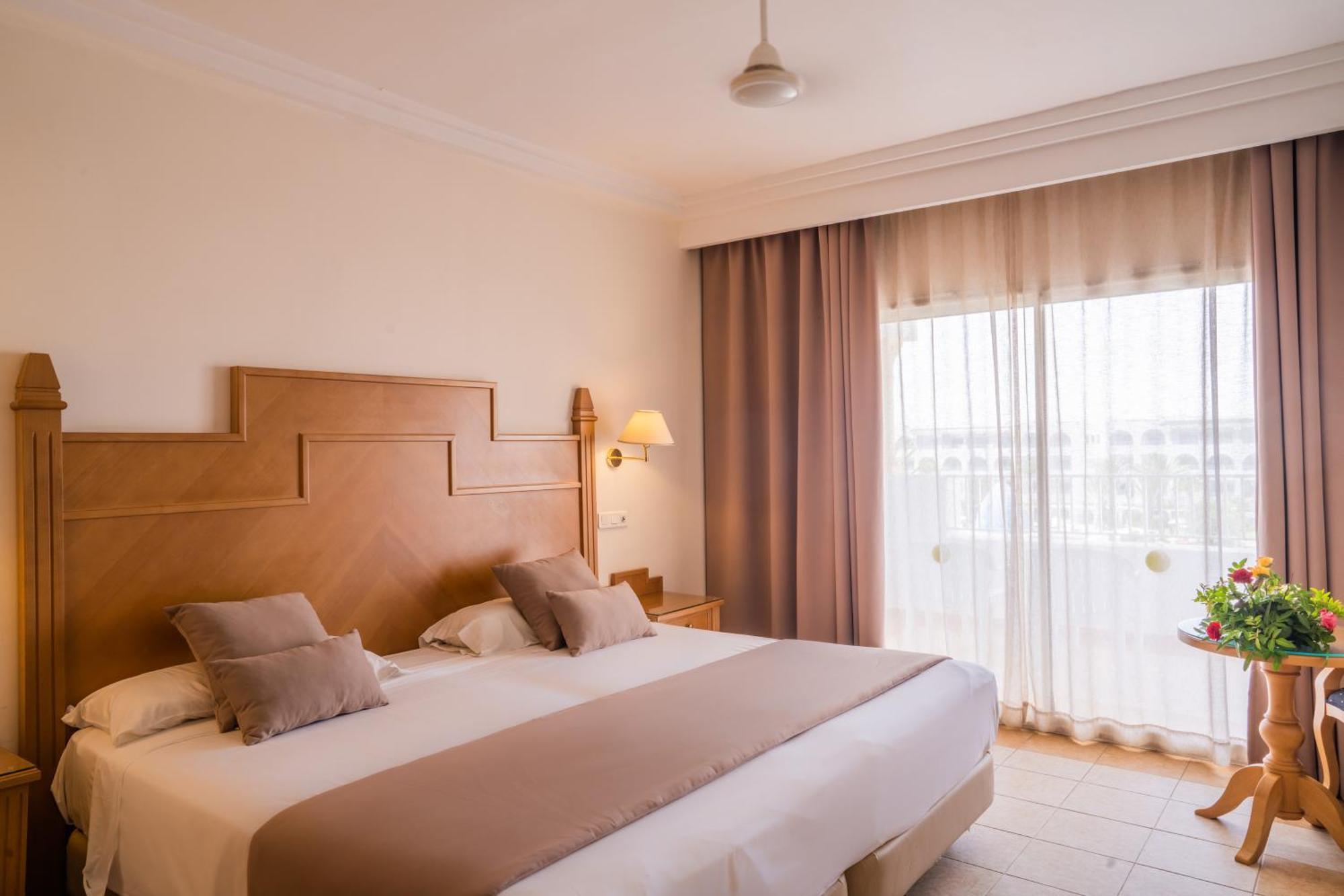 Concorde Marco Polo Hotel Al-Hammamat Bagian luar foto